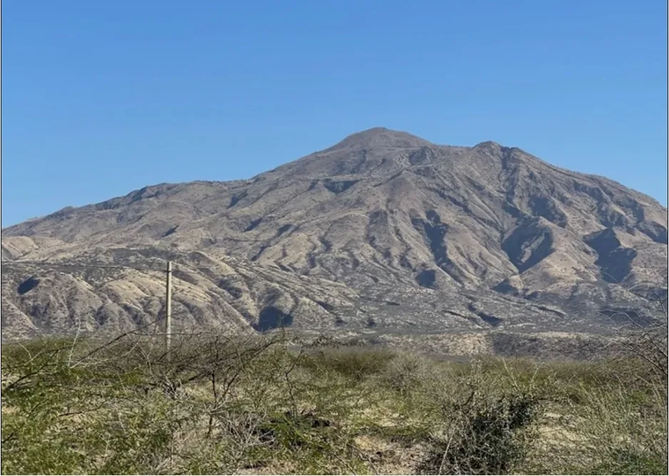 The broad volcanic slopes of Mount Musa Ali